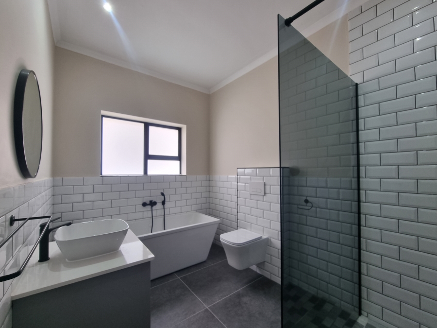 3 Bedroom Property for Sale in Dana Bay Western Cape